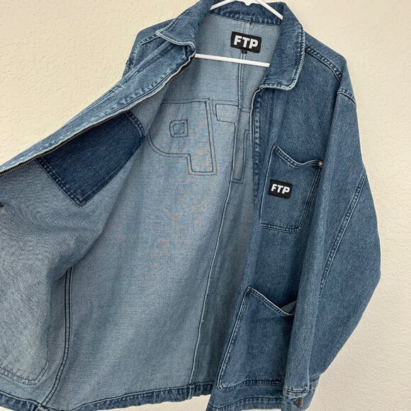 FTP Mens Frayed Denim Logo Chore Jean Jacket Size Large Blue Streetwear - Picture 5 of 13